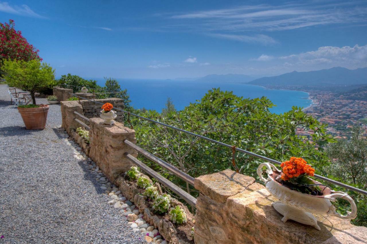 Villa Sole Borgio Verezzi Exterior photo